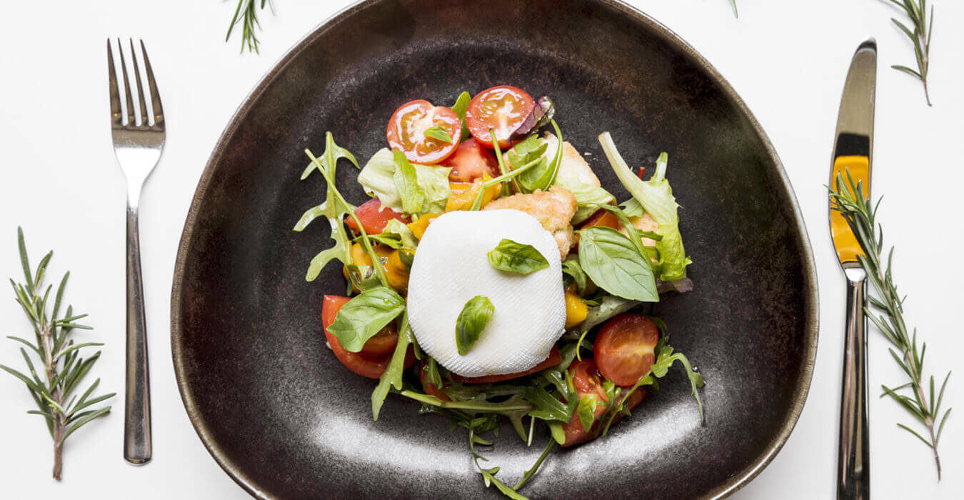 Healthy Salad with Tomatoes